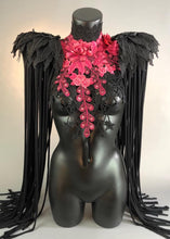 Carica l&#39;immagine nel visualizzatore di Gallery, DANSE MACABRE - Crimson &amp; Black Lace Harness Collar &amp; Epaulettes
