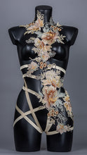Cargar imagen en el visor de la galería, SOLSTICE MOON - Golden Goddess Bodycage
