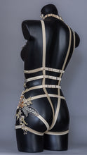 Carica l&#39;immagine nel visualizzatore di Gallery, SOLSTICE MOON - Golden Goddess Bodycage
