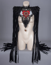 Charger l&#39;image dans la galerie, HEART OF DARKNESS - Lace Harness &amp; Fringed Epaulettes

