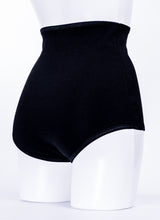 Carica l&#39;immagine nel visualizzatore di Gallery, MISSION 3 - Classic Cut High Waist Hotpants Shorts
