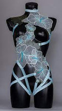 Cargar imagen en el visor de la galería, *RTS MOONSTRUCK - Pastel Blue Flower Bodycage UK 12-14/US 8-10
